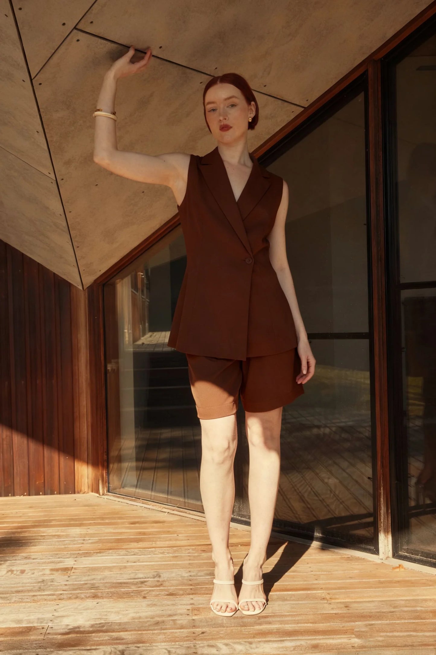 CLARA VEST - Brown